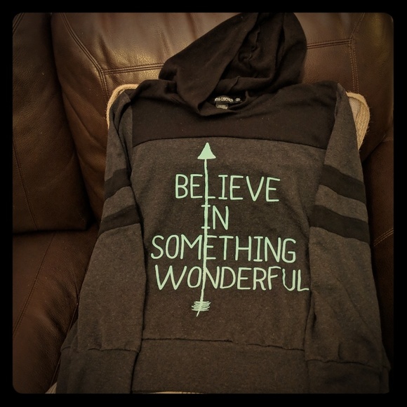 Miss Chievous Tops - GUC LIGHTWEIGHT HOODED SWEATSHIRT
